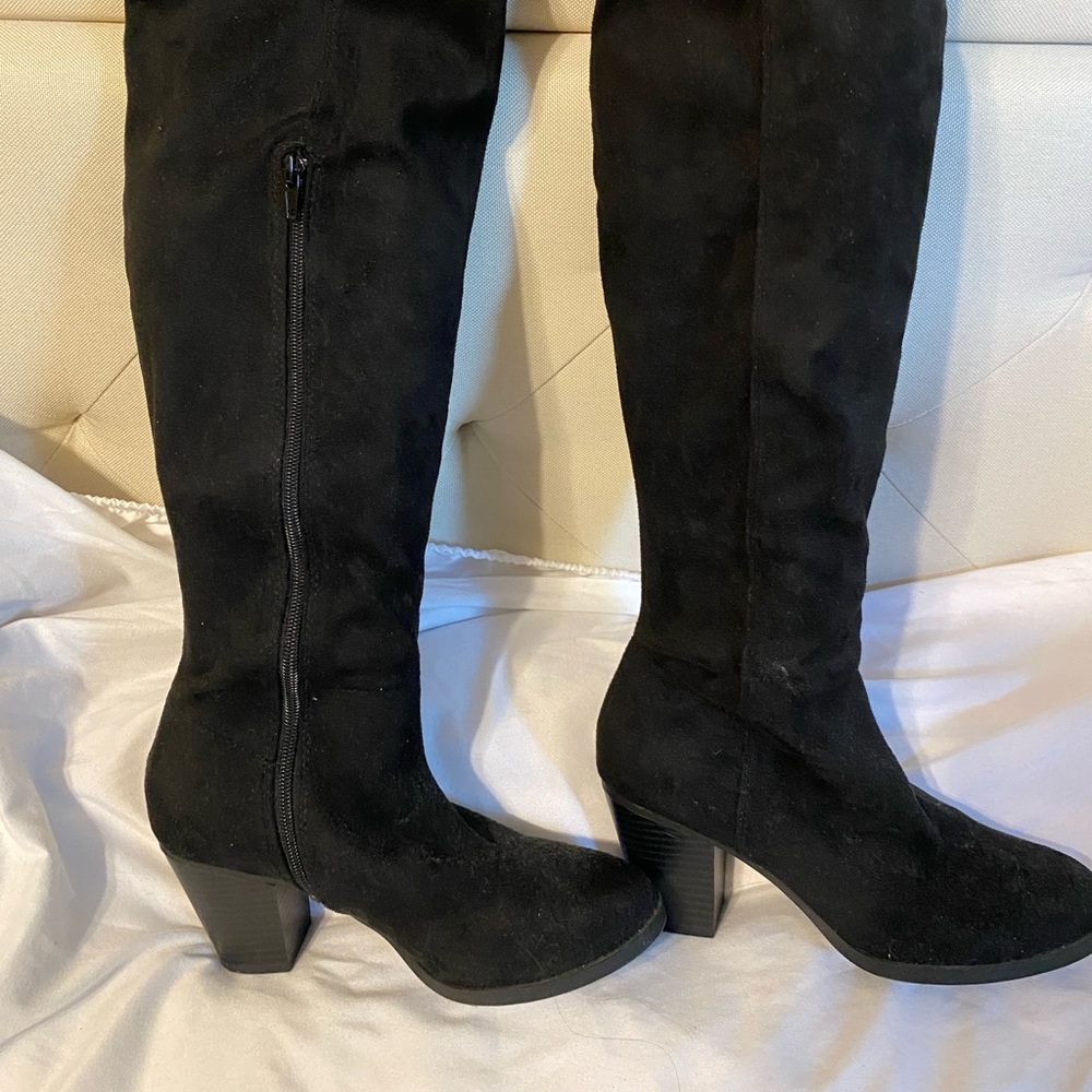 Metaphor Black Over the Knee Boots